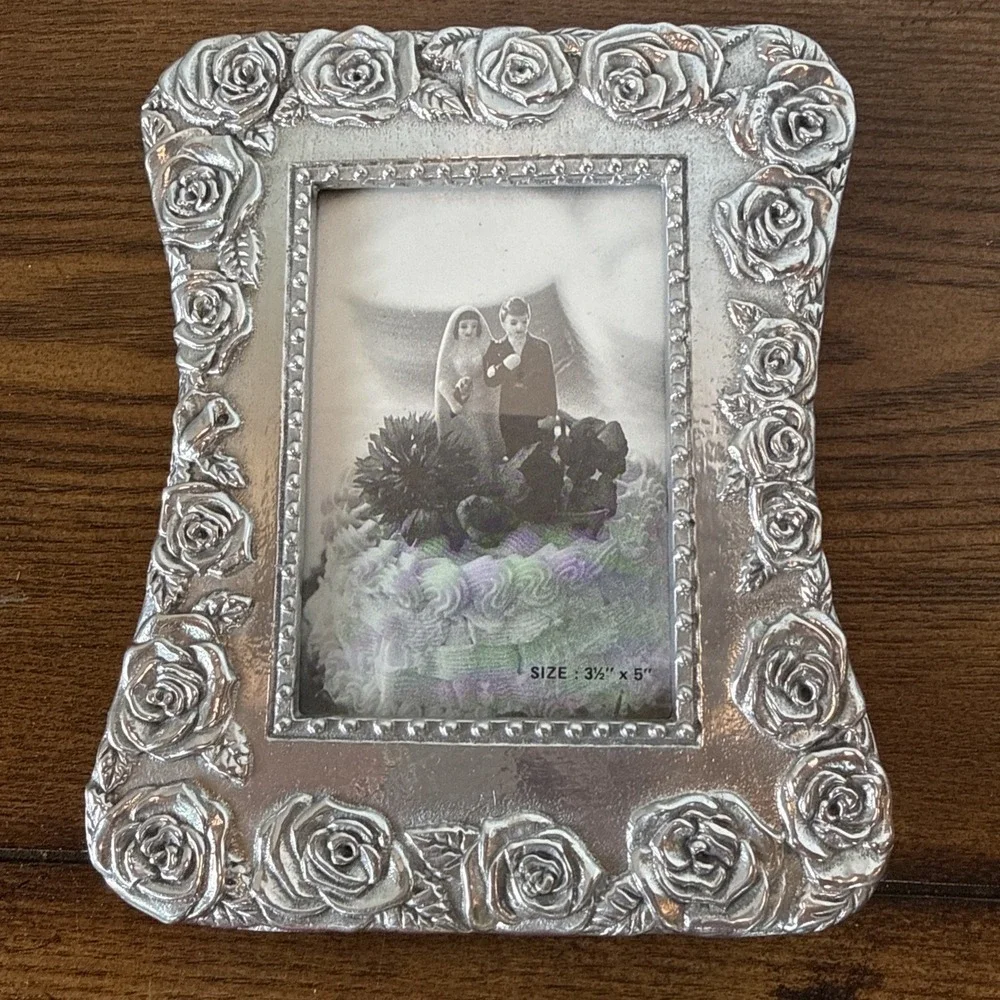 Vintage Silver-Plated Photo Frame Ornate Floral Rose Border For 3.5